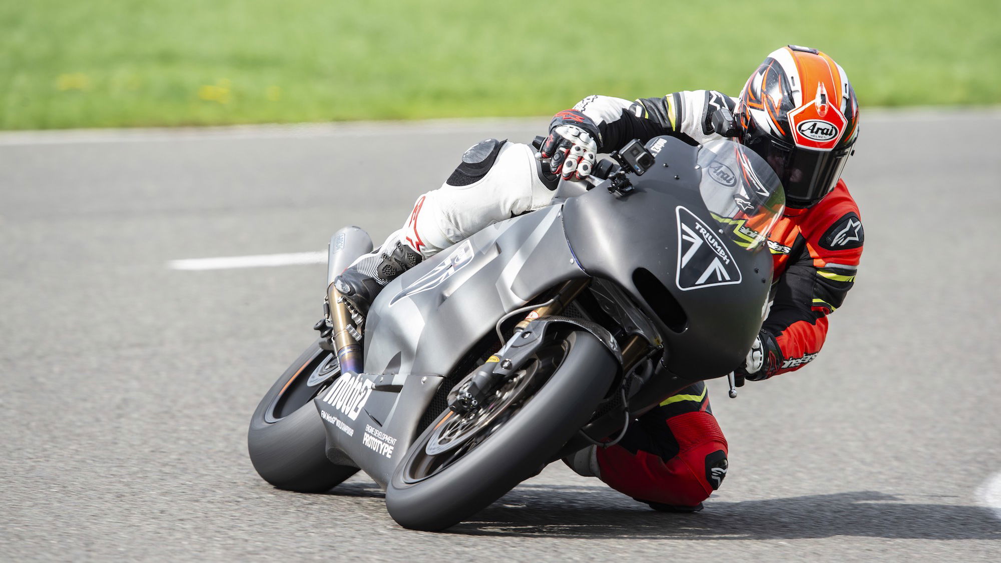 Triumph Moto2 ride